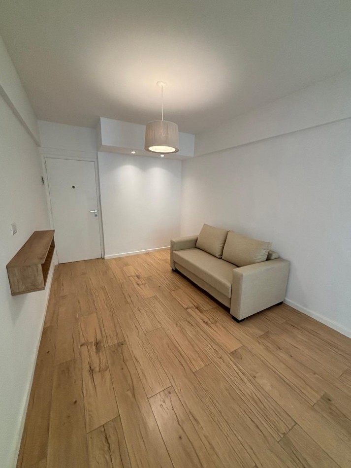 Departamento 2 ambientes al frente con balcon