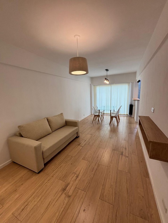 Departamento 2 ambientes al frente con balcon