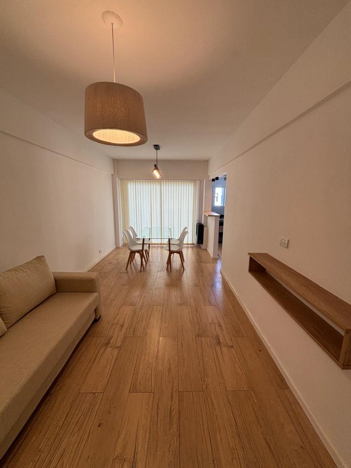 Departamento 2 ambientes al frente con balcon