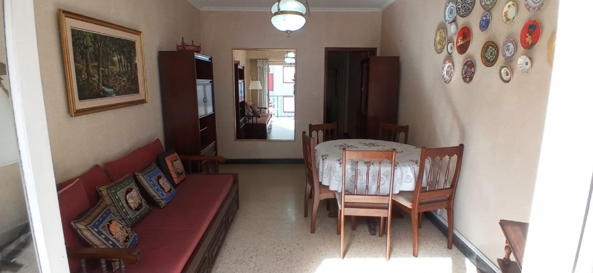 Departamento de 2 ambientes con dependencia