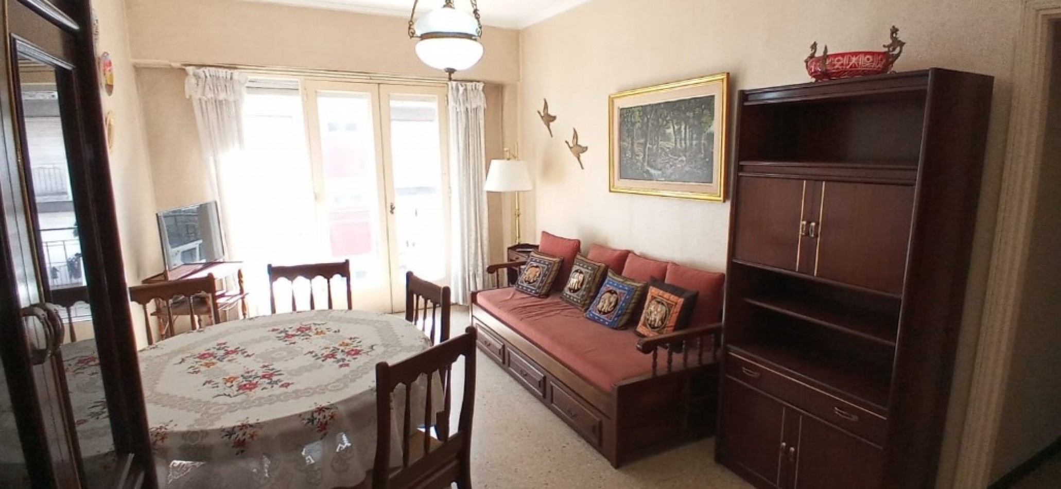 Departamento de 2 ambientes con dependencia