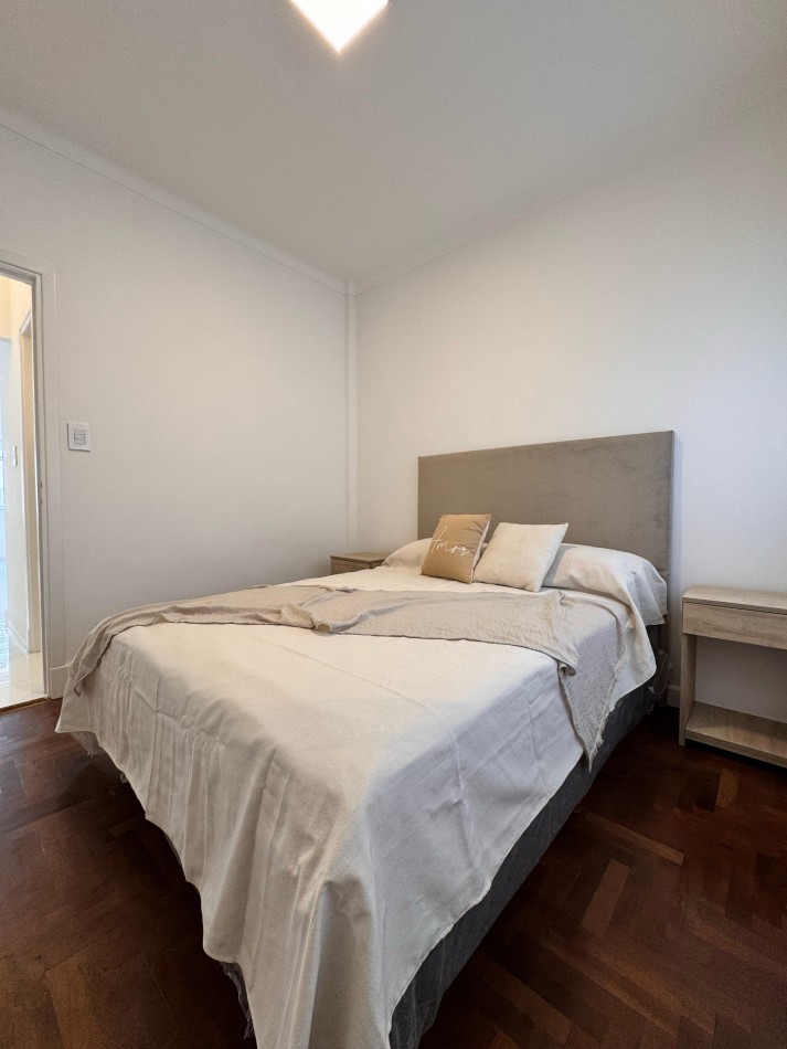 Departamento 2 ambientes a la calle
