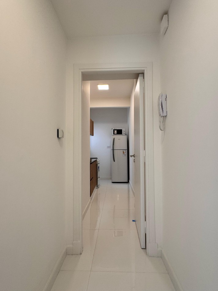 Departamento 2 ambientes a la calle