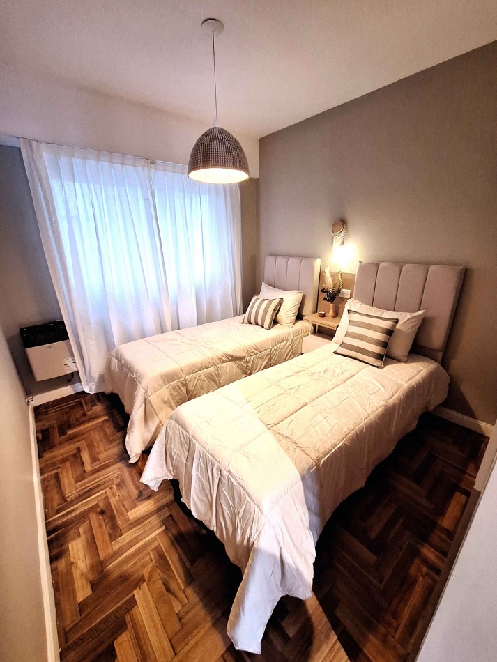 Departamento 3 ambientes a la calle, c/dependencia 