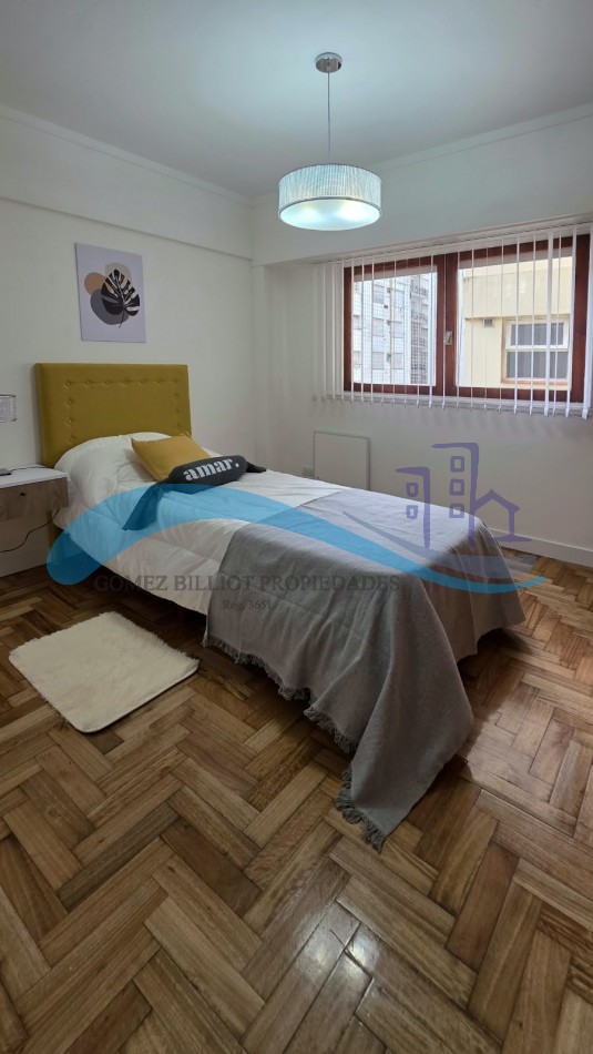 Departamento 3 Ambientes al frente con balcon Y cochera fija