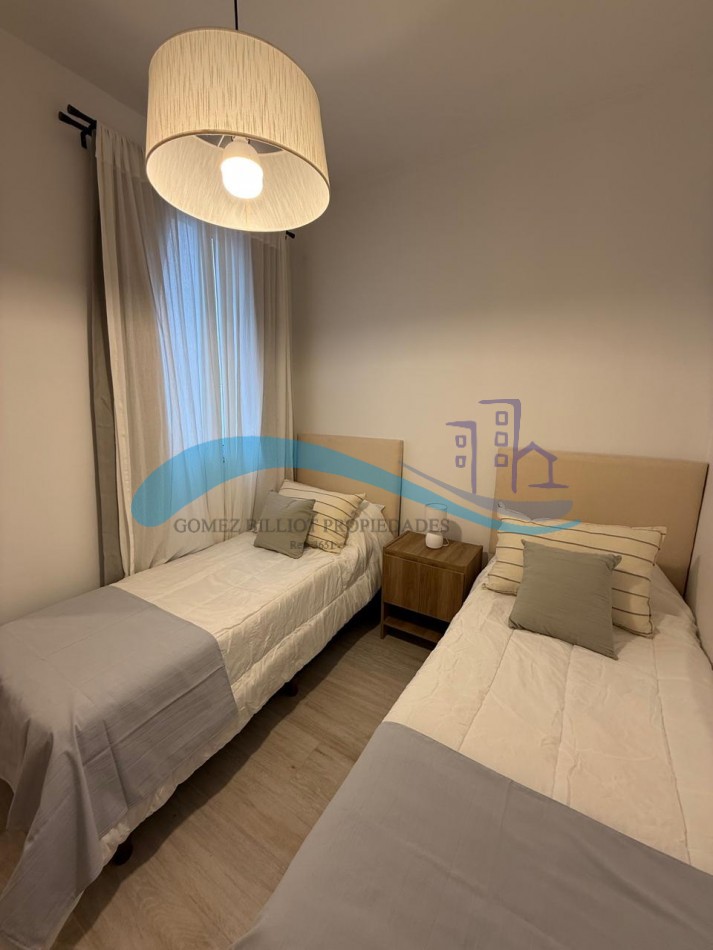 Departamento 3 ambientes a la calle con balcon
