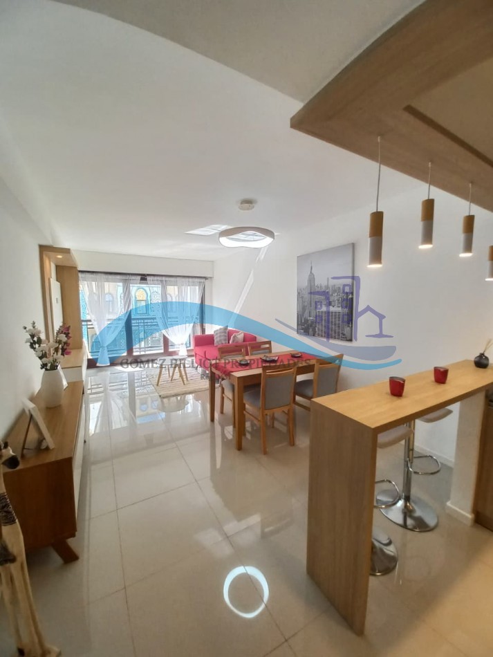 Departamento 3 ambientes a la calle con balcon
