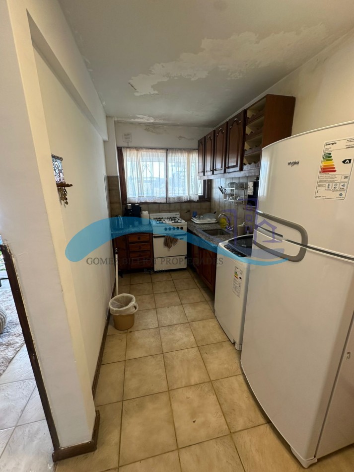 Departamento 2 ambientes al frente con 2 balcones