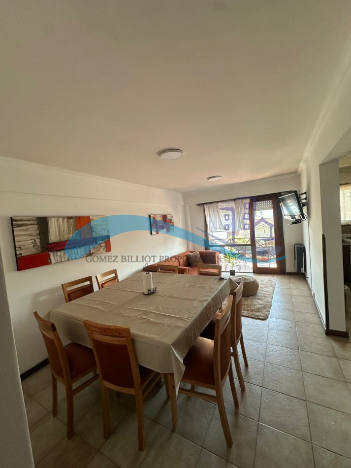 Departamento 2 ambientes al frente con 2 balcones