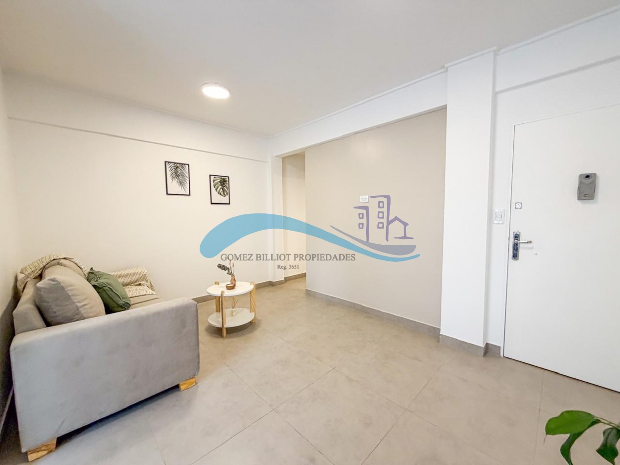 Departamento en venta de 2 ambientes a la calle