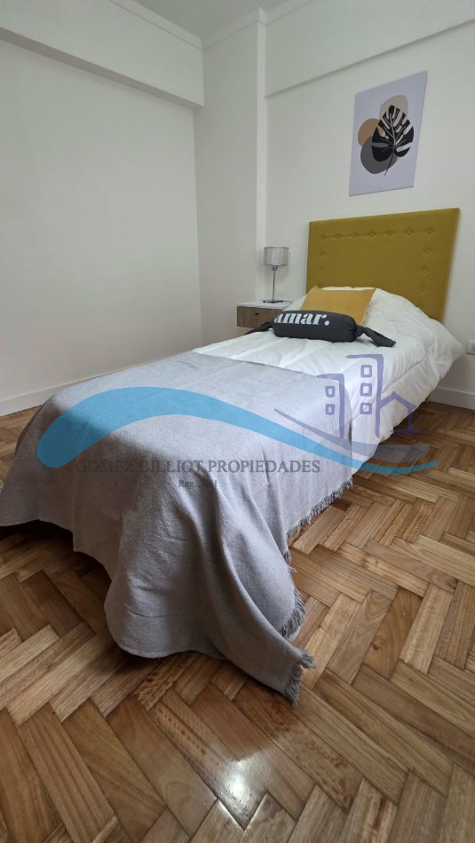 Departamento 3 Ambientes al frente con balcon Y cochera fija