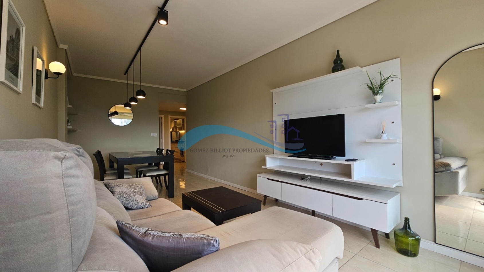 Departamento 2 ambientes en venta con balcon saliente