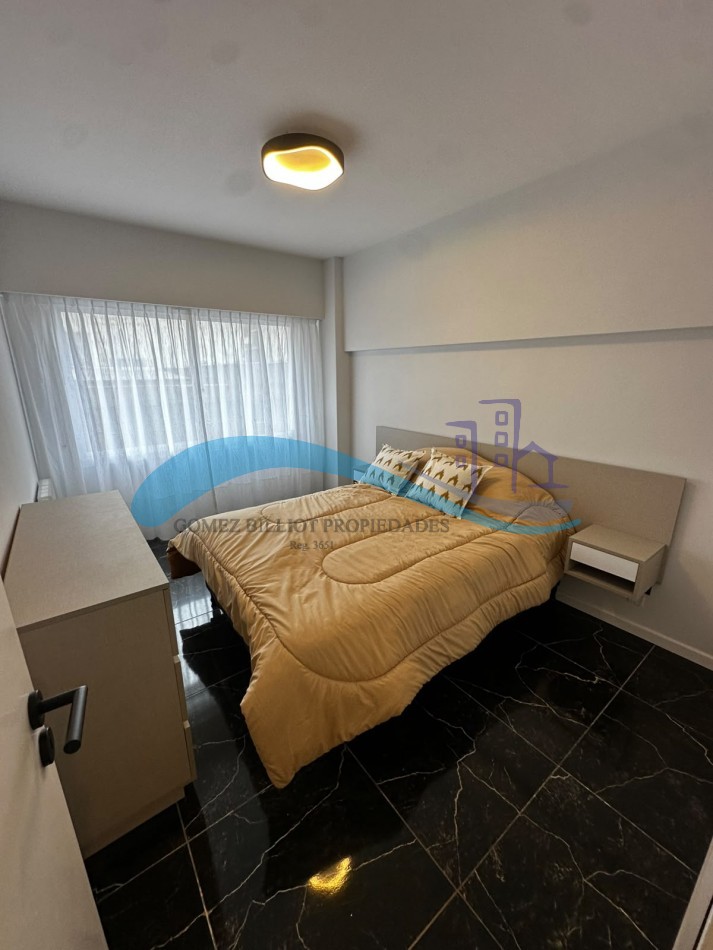 Departamento 3 ambientes con ventanal a la calle