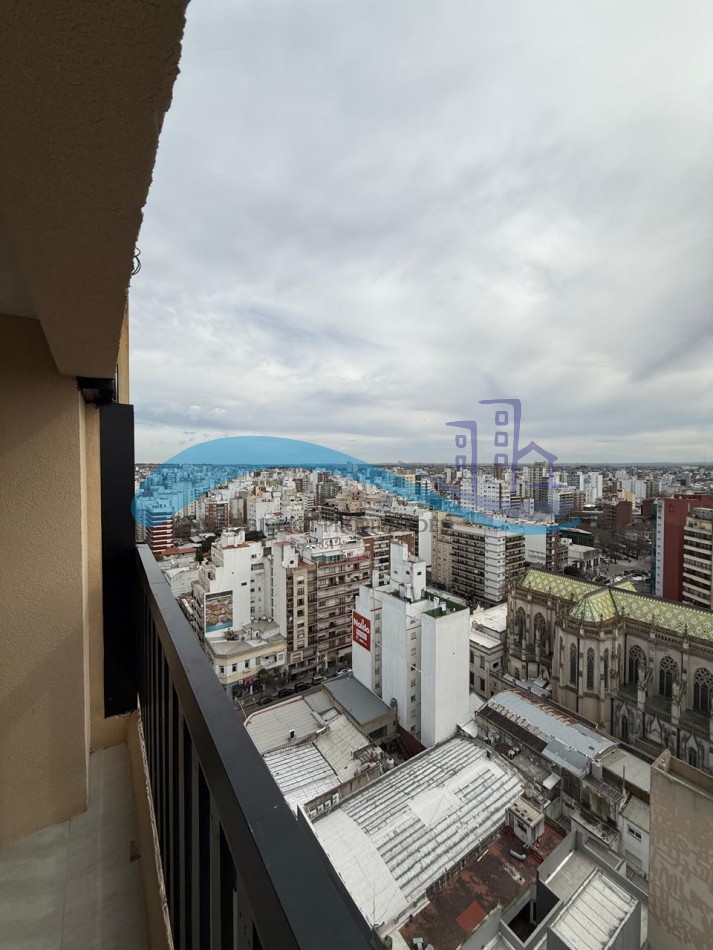 Departamento 3 ambientes con vista a la Catedral y la ciudad