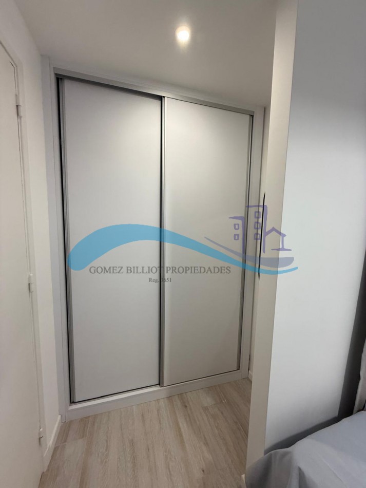 Departamento 3 ambientes a la calle con balcon