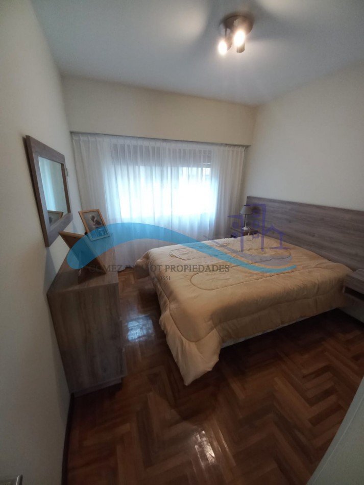 Departamento 2 ambientes a la calle con balcon