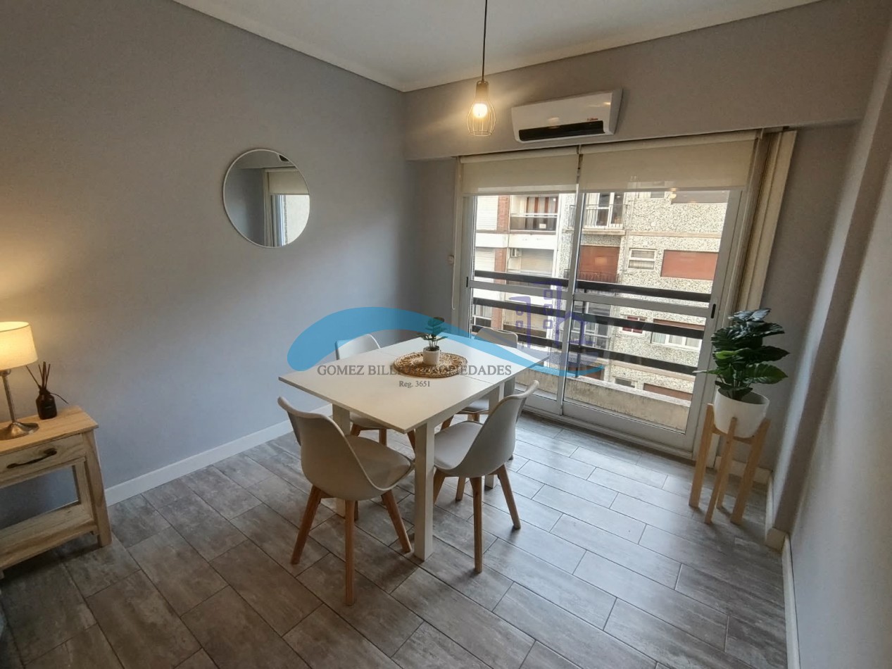 Departamento 1 ambiente a la calle con balcon