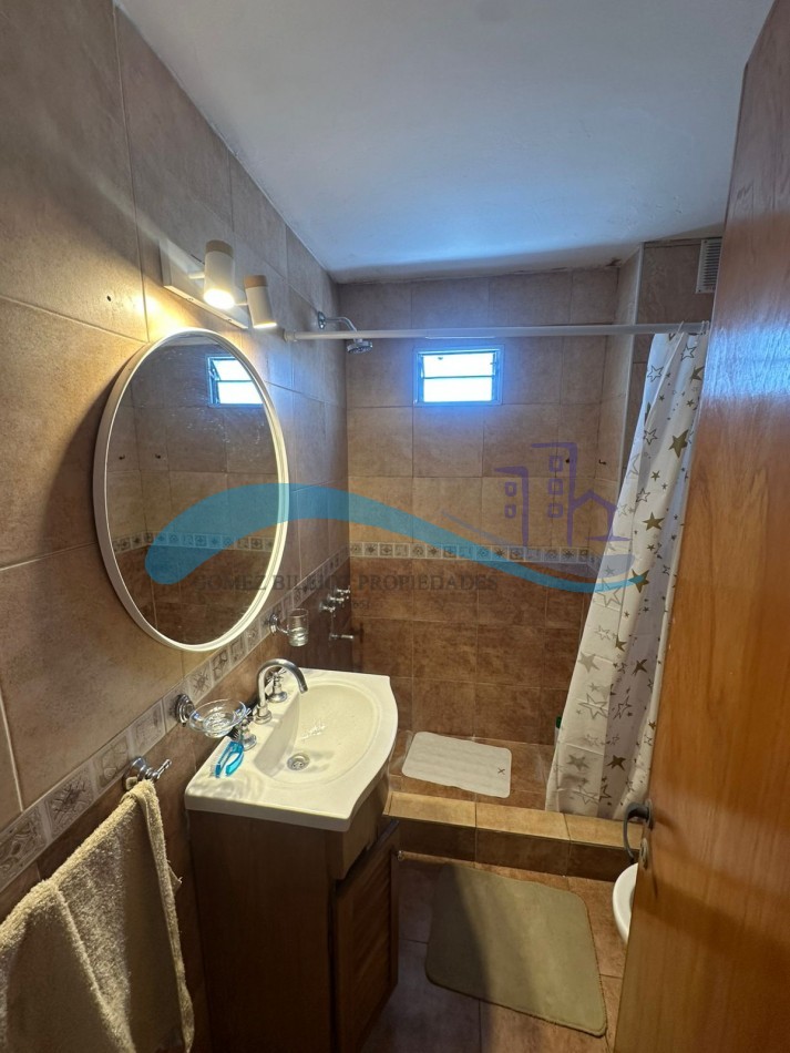 Departamento 2 ambientes al frente con 2 balcones