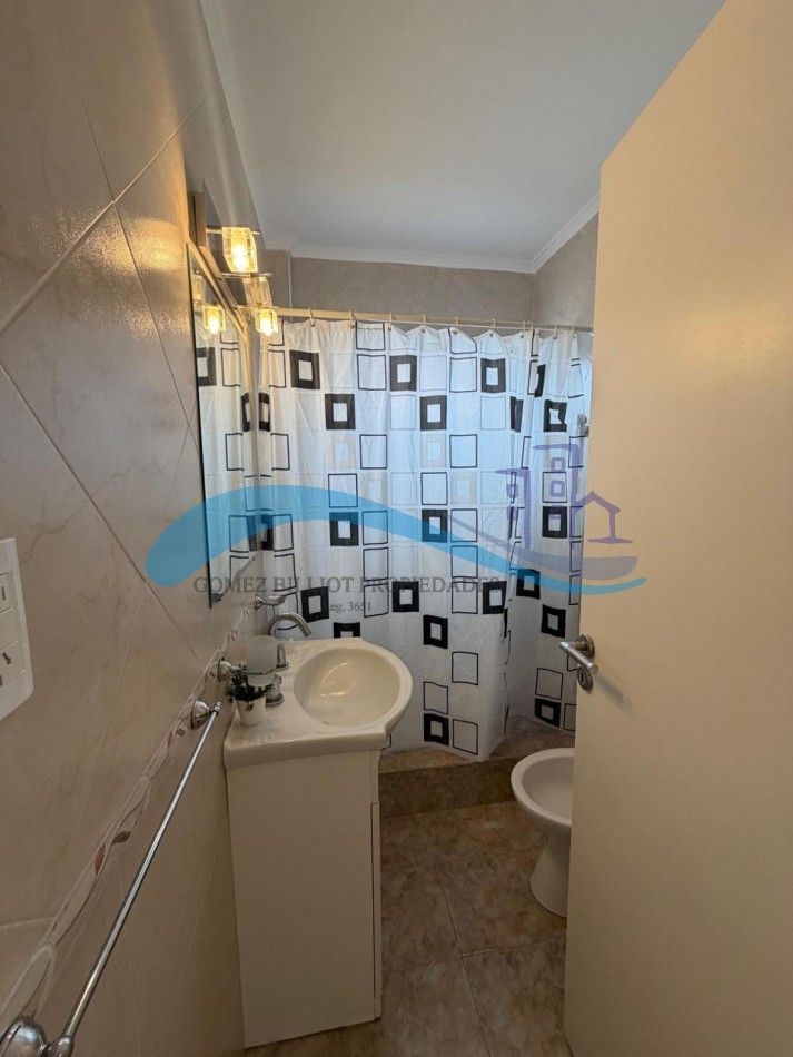 Departamento 3 ambientes lateral con balcon