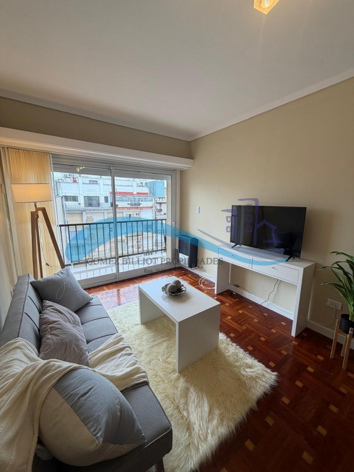 Departamento 3 ambientes lateral con balcon