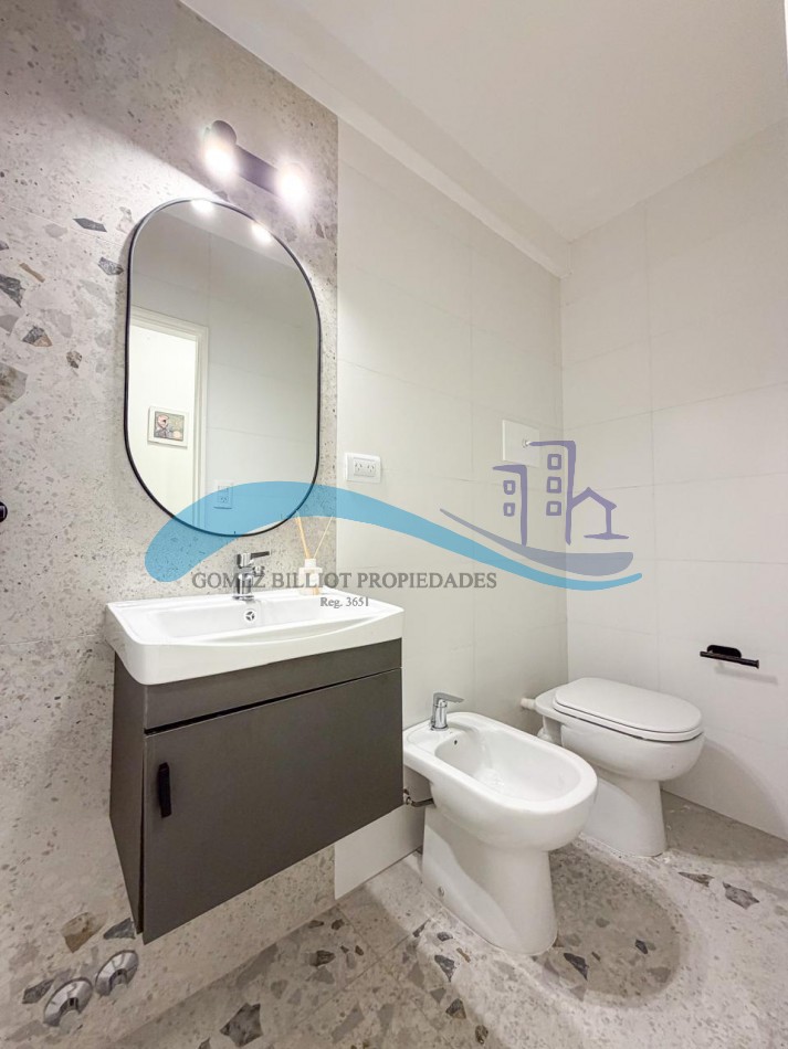 Departamento en venta de 2 ambientes a la calle