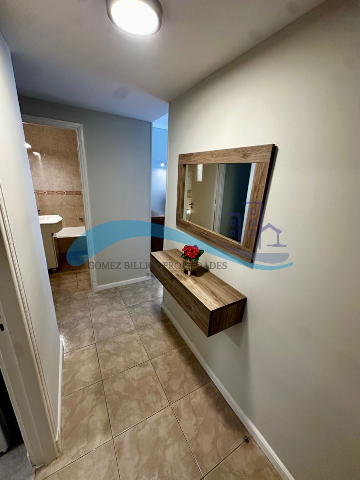 Departamento 2 ambientes con dependencia a la calle con balcon