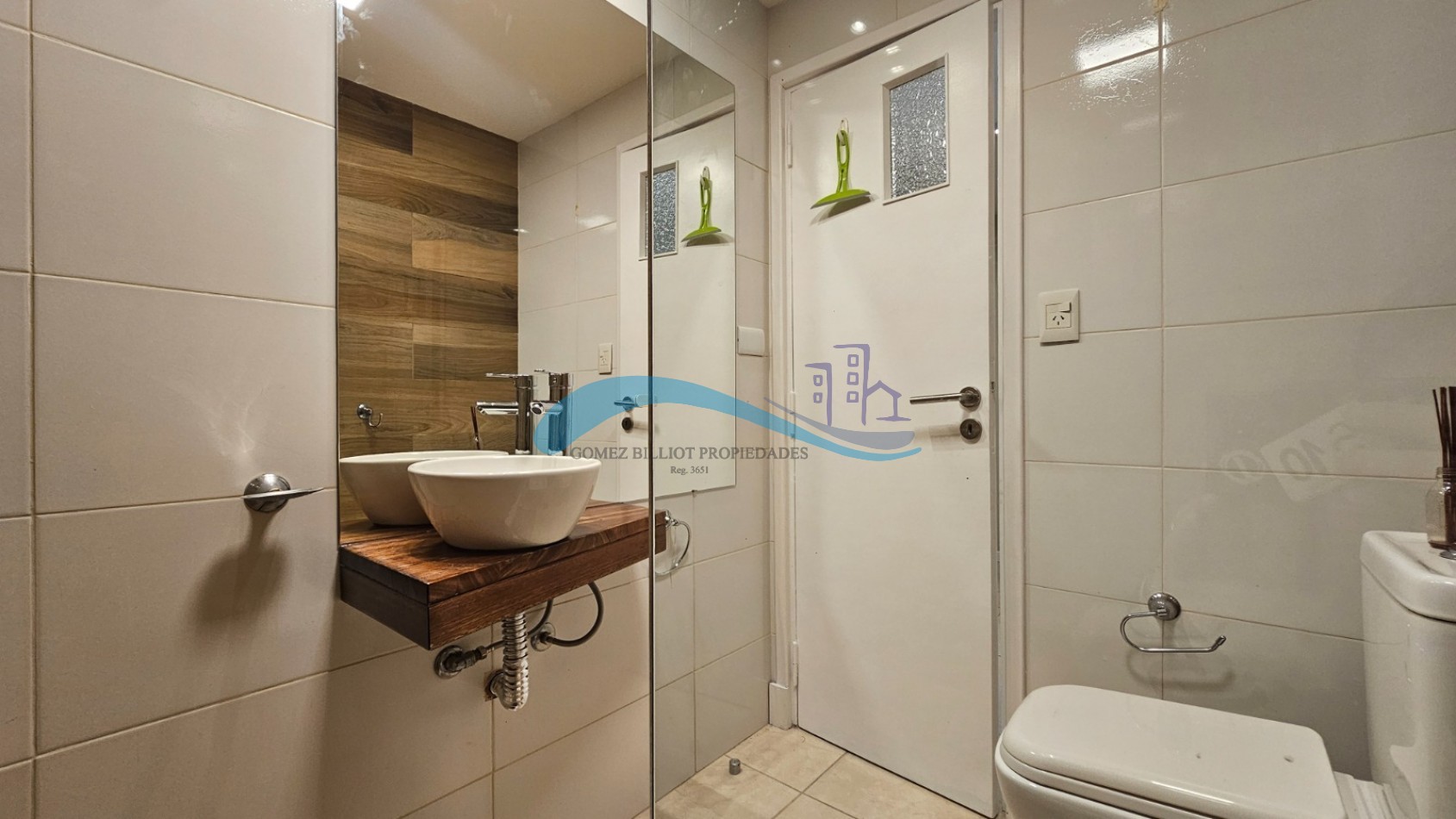 Departamento 2 ambientes en venta con balcon saliente
