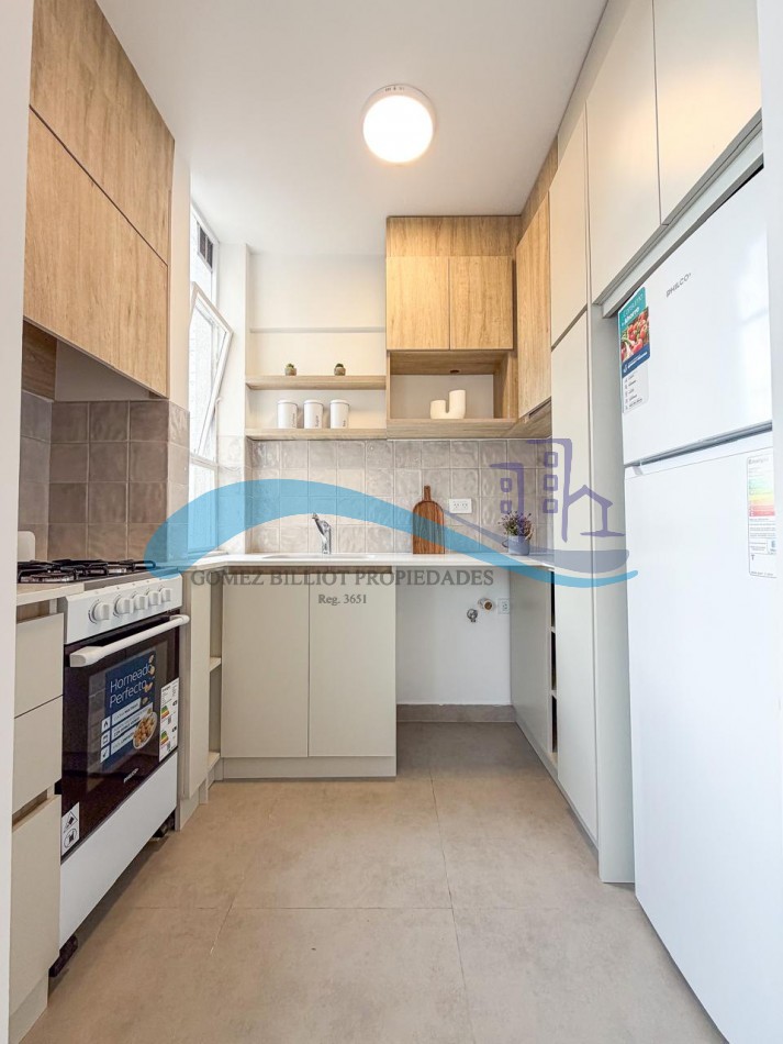 Departamento en venta de 2 ambientes a la calle