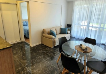 Departamento 2 ambientes a la calle con balcon