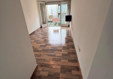 Departamento 1 ambiente en venta, zona Aldrey
