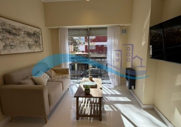 Departamento 2 ambientes a la calle con balcon