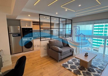 Departamento de 3 ambientes a la calle con balcon y vista al mar